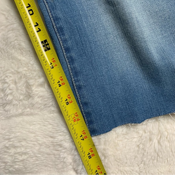 (4 for $20) JOE’S Jeans Flawless HI HONEY Cropped Jeans - Picture 6 of 7